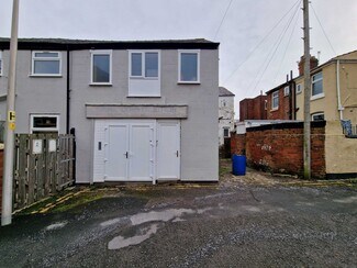 Plus de détails pour 29 Back Clarendon Rd, Blackpool - Industriel à louer
