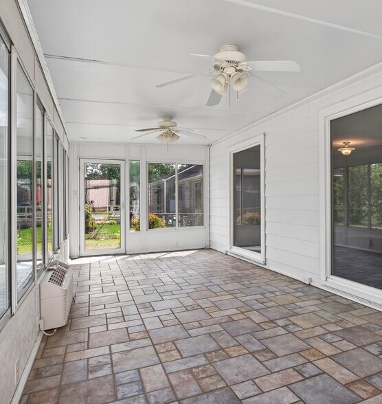 420 E Iris Dr, Nashville, TN for sale - Interior Photo - Image 3 of 10