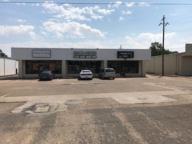 1016 W Loop 281, Longview, TX for sale - Building Photo - Image 1 of 1