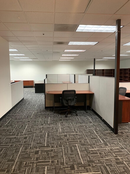 17701 Cowan, Irvine, CA for lease - Interior Photo - Image 3 of 7