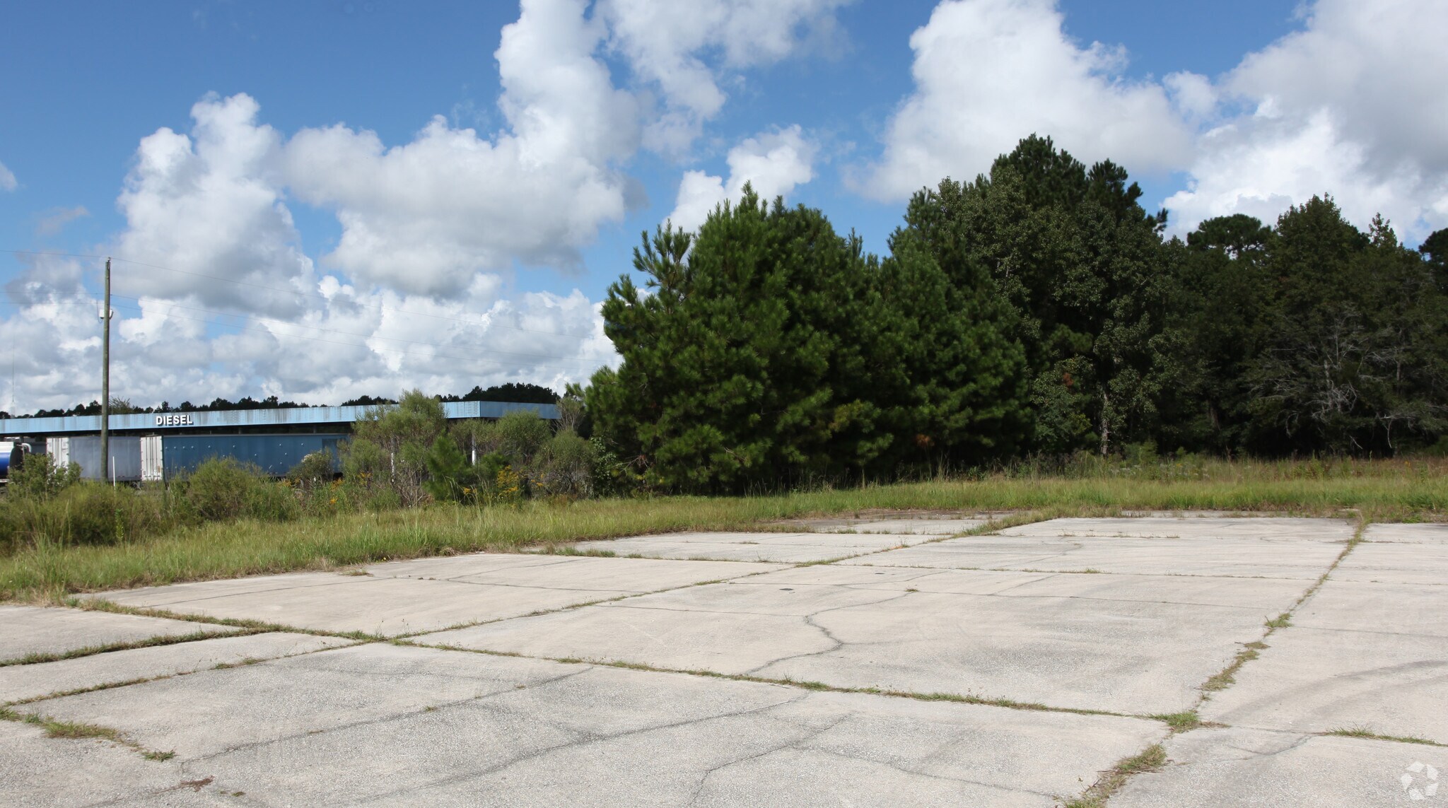 Harrietts Bluff Rd @ I-95, Woodbine, GA for sale Primary Photo- Image 1 of 3