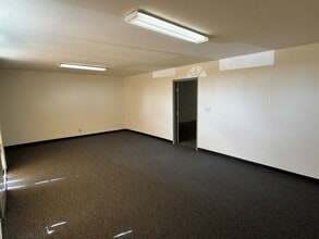 1405 E Edinger Ave, Santa Ana, CA for lease Interior Photo- Image 2 of 2