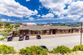 804 Ainsworth Dr, Prescott, AZ for lease Building Photo- Image 2 of 26