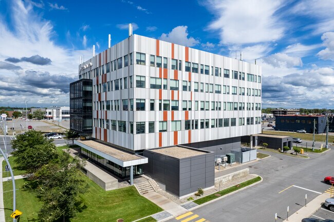 More details for 1699 Boul Le Corbusier, Laval, QC - Office for Lease