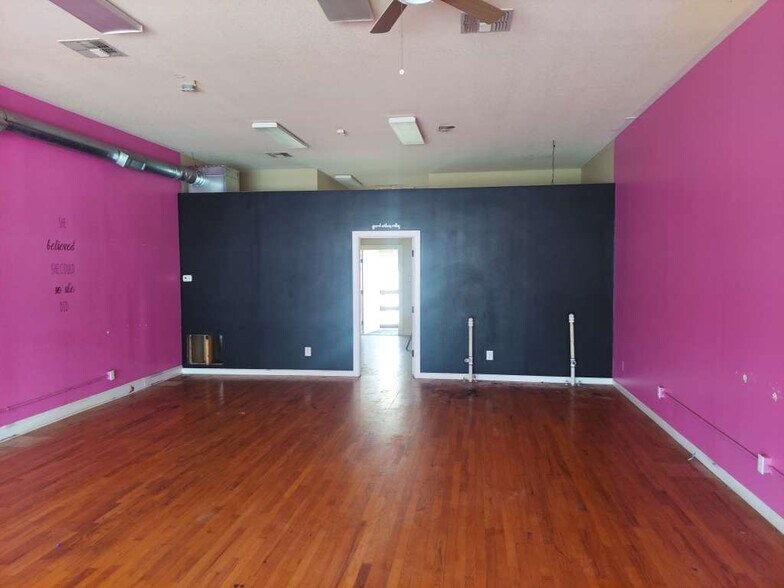 707 E Grand Ave, Marshall, TX à vendre - Photo intérieure - Image 2 de 9