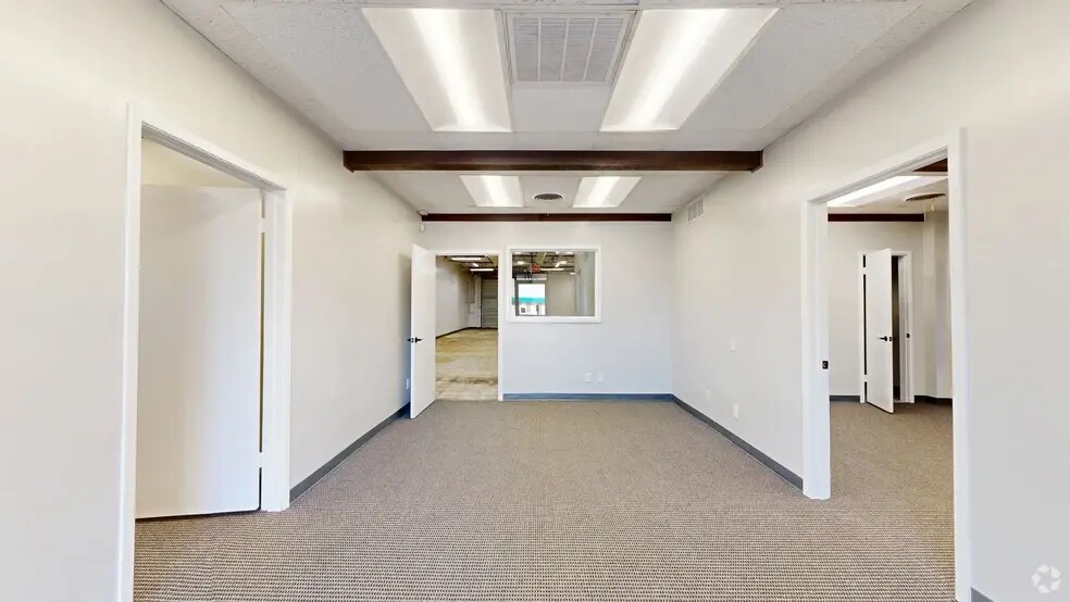 1100-1120 Luke St, Irving, TX à louer - Numérisation 3D de Matterport - Image 3 de 26