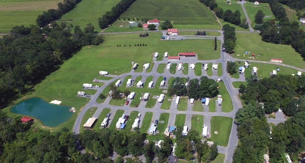 7310 Horse Valley Rd, East Waterford, PA for sale - Aerial - Image 1 of 1