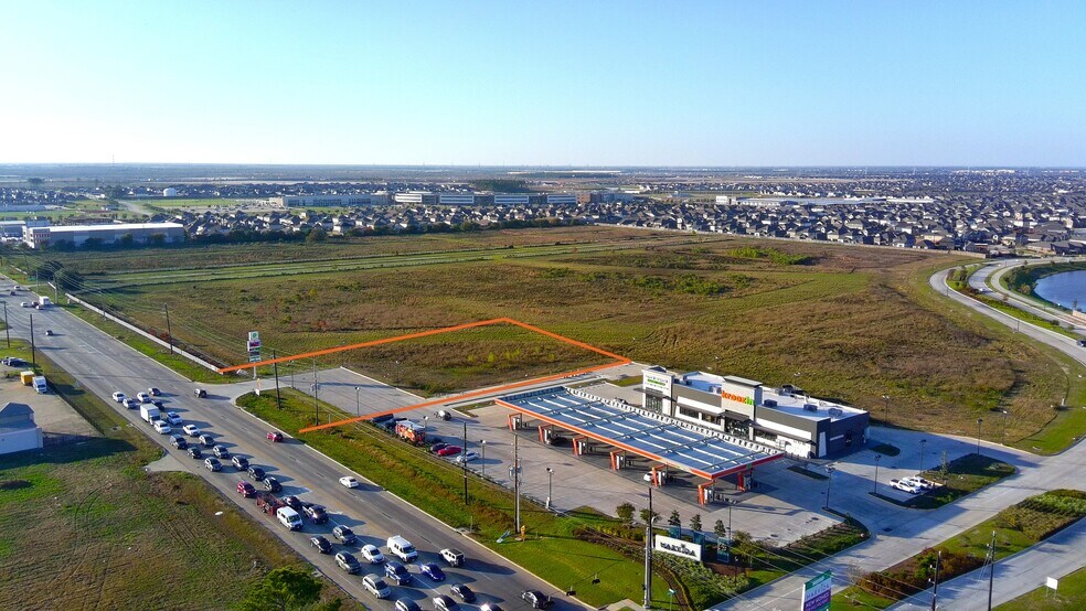 21102 FM 529 Rd, Cypress, TX à vendre - Photo du bâtiment - Image 2 de 3