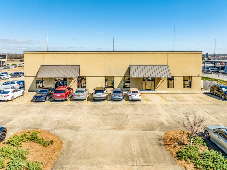1028-1030 Lagoon Business Loop, Montgomery, AL for lease - Building Photo - Image 2 of 8
