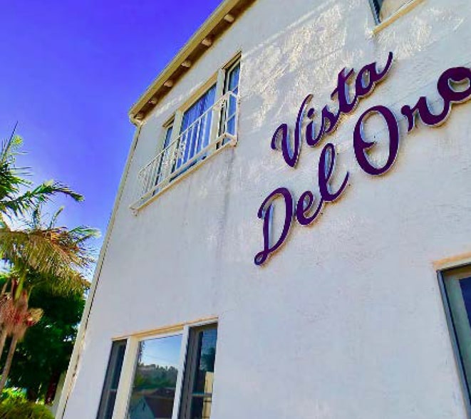 1352 W 10th St, San Pedro, CA for sale - Building Photo - Image 3 of 11