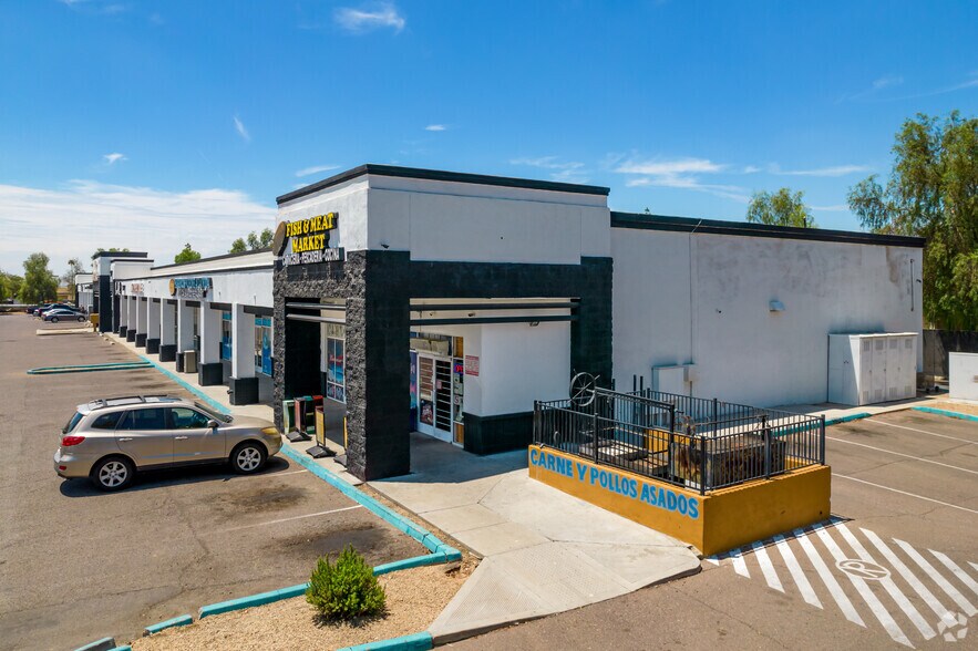 5630 W Camelback Rd, Glendale, AZ à louer - Photo du bâtiment - Image 3 de 15