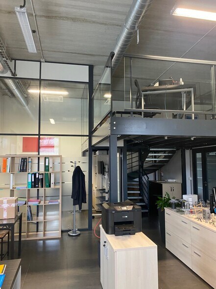 2 Rue George Sand, Saint-Germain-en-Laye for lease - Building Photo - Image 2 of 8