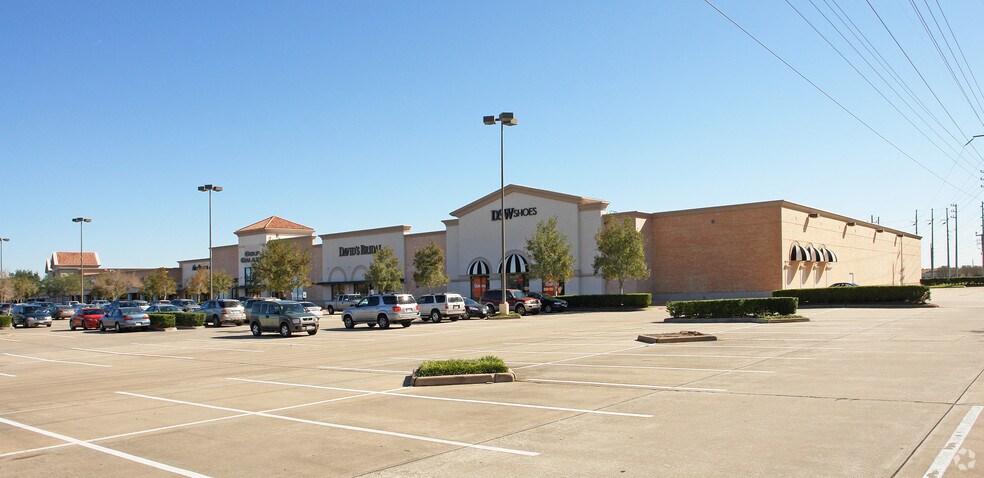 2725-2623 Town-Center Blvd, Sugar Land, TX à louer - Photo du bâtiment - Image 2 de 13