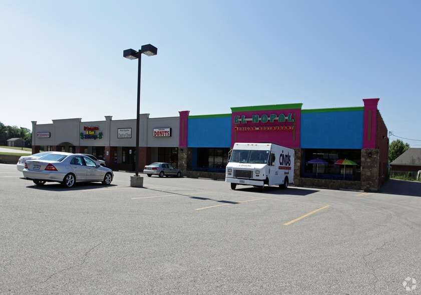 7740-7742 Highway 64, Oakland, TN à louer - Photo du bâtiment - Image 3 de 3