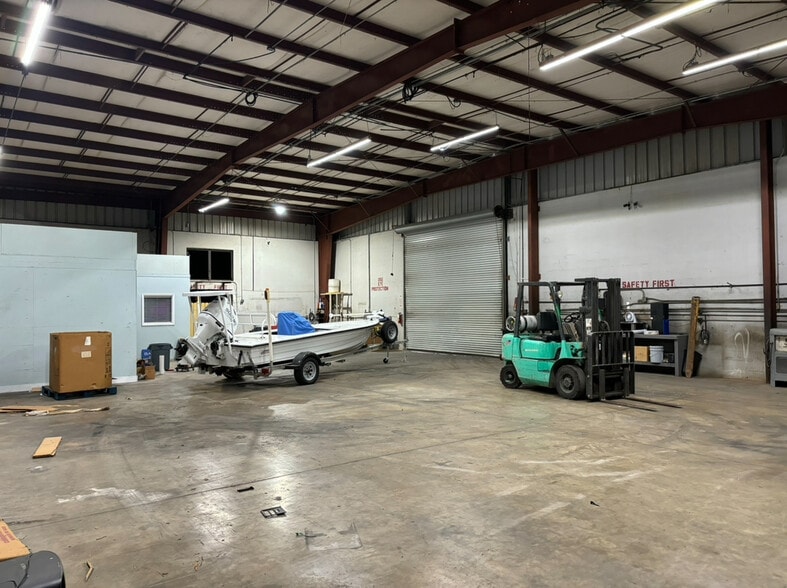 315 Angle Rd, Fort Pierce, FL for lease - Building Photo - Image 2 of 18