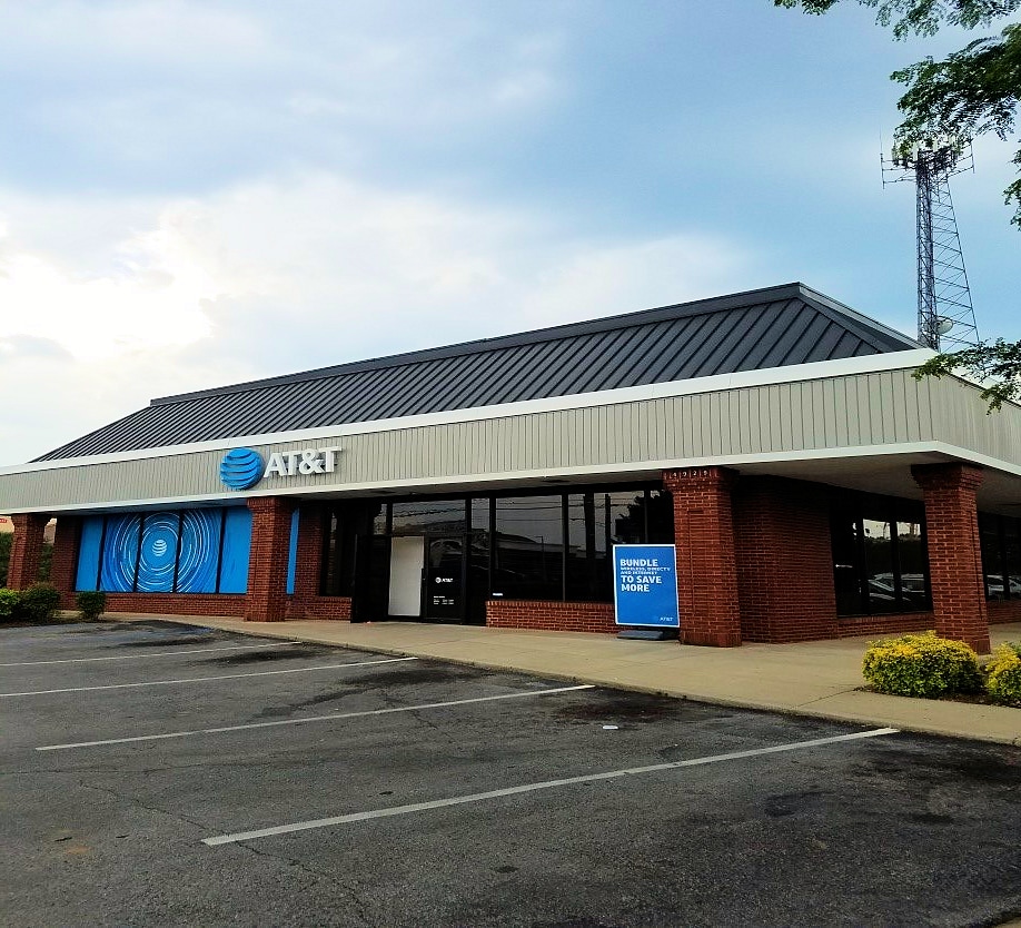 4929 University Dr NW, Huntsville, AL for lease Primary Photo- Image 1 of 5