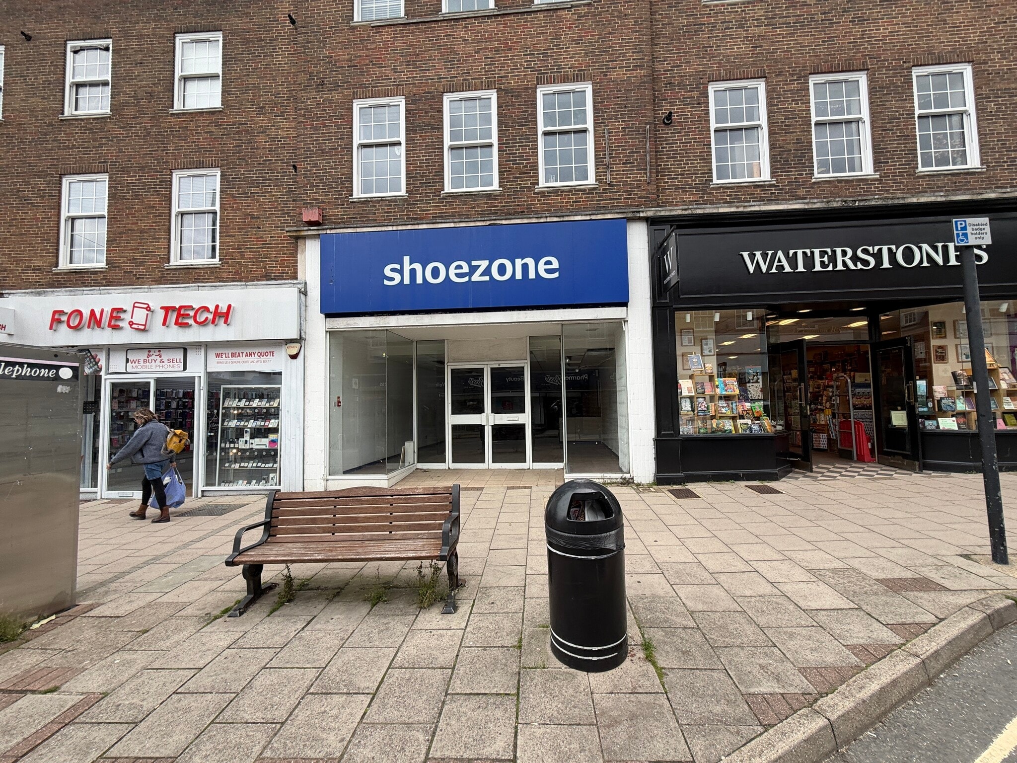 37-39 London Rd, East Grinstead for lease Building Photo- Image 1 of 2