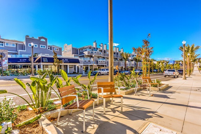 Plus de détails pour 24582 Del Prado, Dana Point, CA - Bureau/Commerce de détail à louer