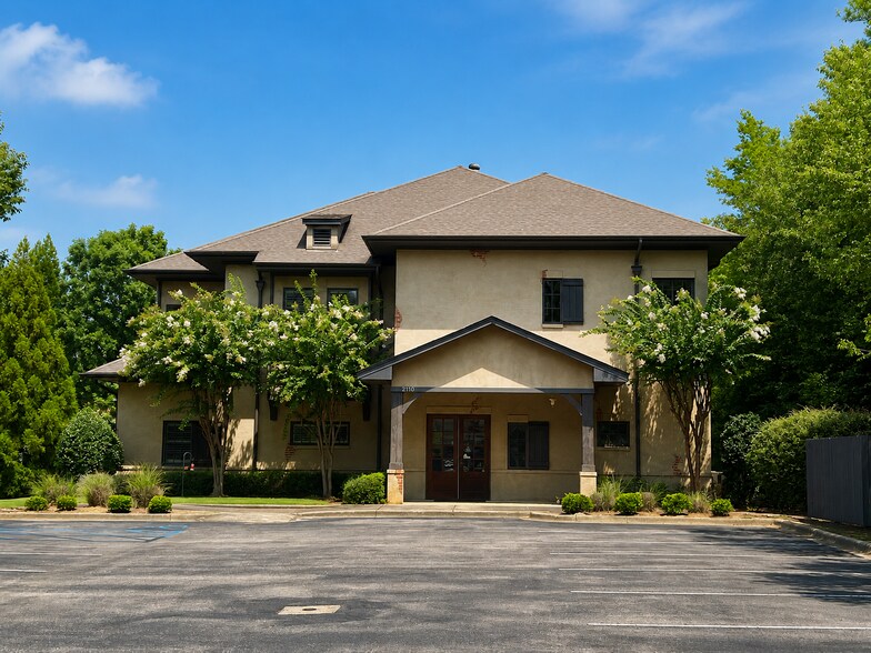 2110 Devereux Cir, Birmingham, AL for lease - Building Photo - Image 1 of 3