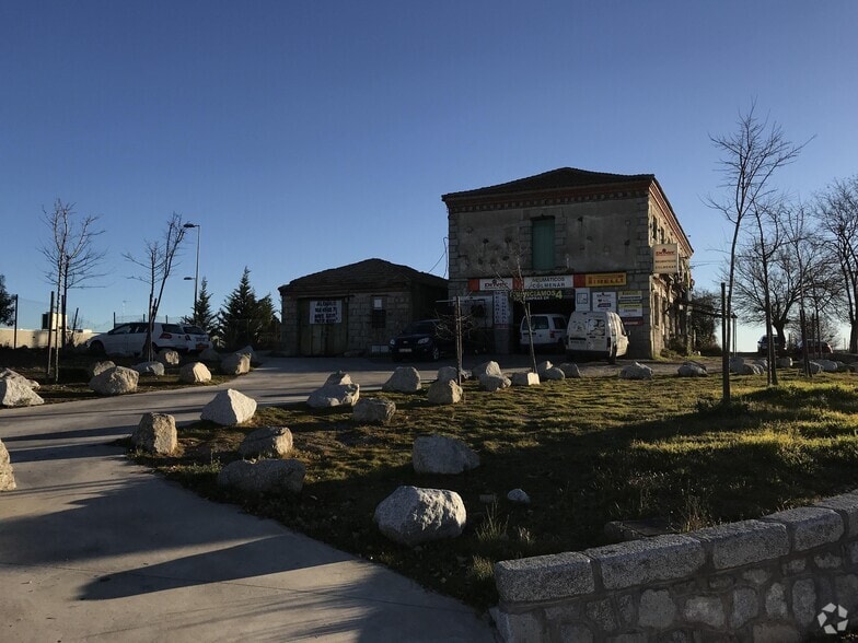 Avenida de la Libertad, 93, Colmenar Viejo, Madrid for lease - Building Photo - Image 2 of 2