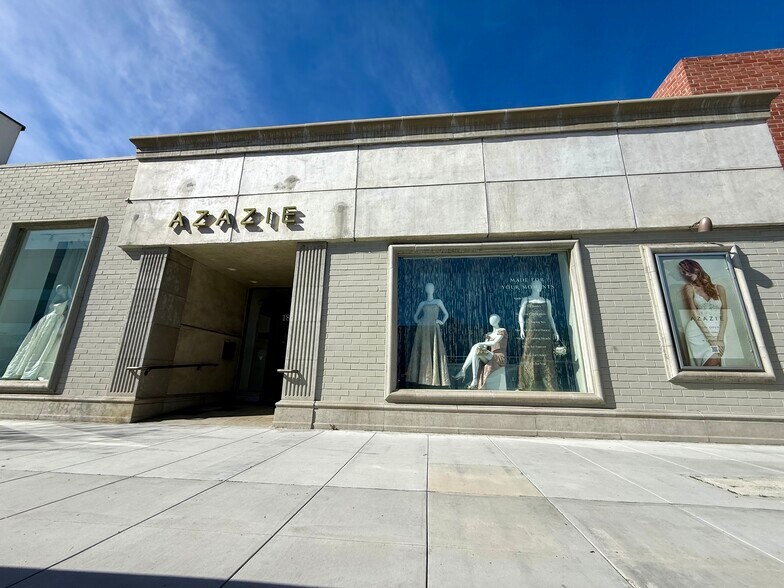 185 N Robertson Blvd, Beverly Hills, CA à louer - Photo du bâtiment - Image 2 de 8