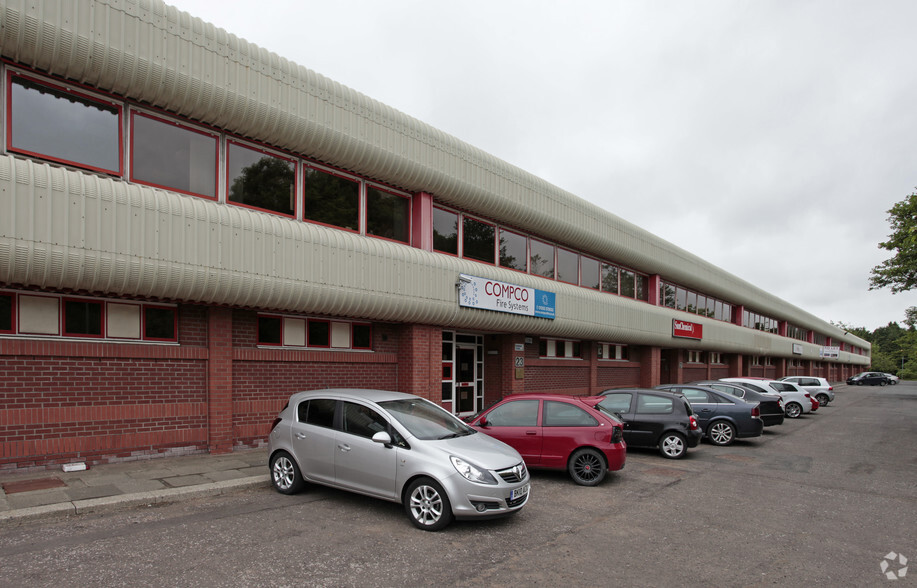 11 Fairfield Pl, East Kilbride for lease - Building Photo - Image 2 of 6