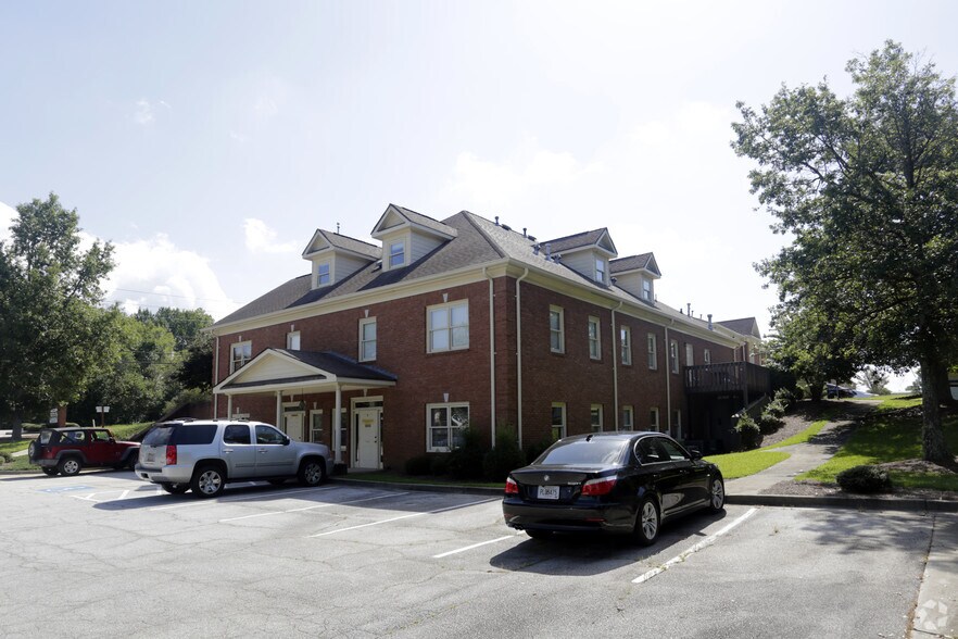 889 Commerce Dr Sw, Conyers, GA à vendre - Photo du bâtiment - Image 3 de 92