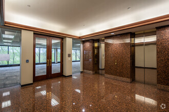 520 Maryville Centre Dr, Town And Country, MO for lease Interior Photo- Image 1 of 12