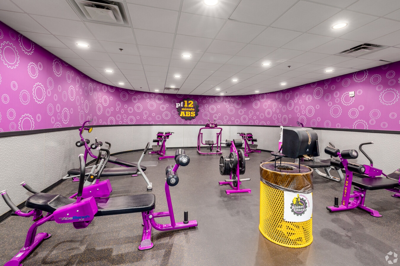 2508-2520 Airport Rd, Colorado Springs, CO 80910 - Unit 2516 -  - Interior Photo - Image 1 of 3