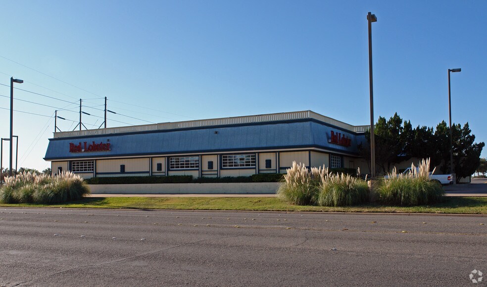 3909 Sunset Dr, San Angelo, TX à louer - Photo du bâtiment - Image 3 de 7