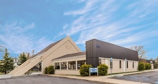 Plus de détails pour 200 Carleton Ave, East Islip, NY - Bureau à louer