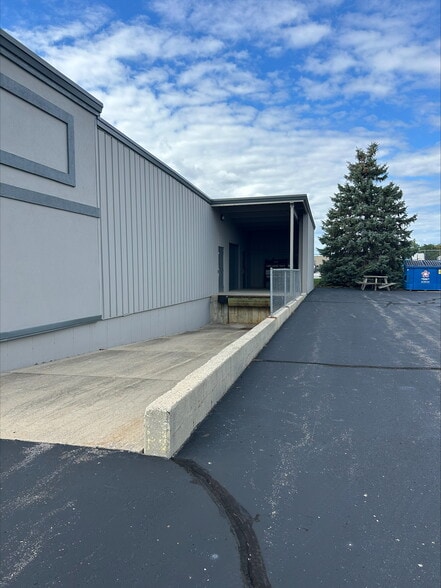 1161 58th St SW, Wyoming, MI for sale - Building Photo - Image 2 of 5