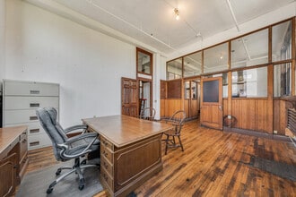4403 St Clair Ave, Cleveland, OH for lease Interior Photo- Image 1 of 7