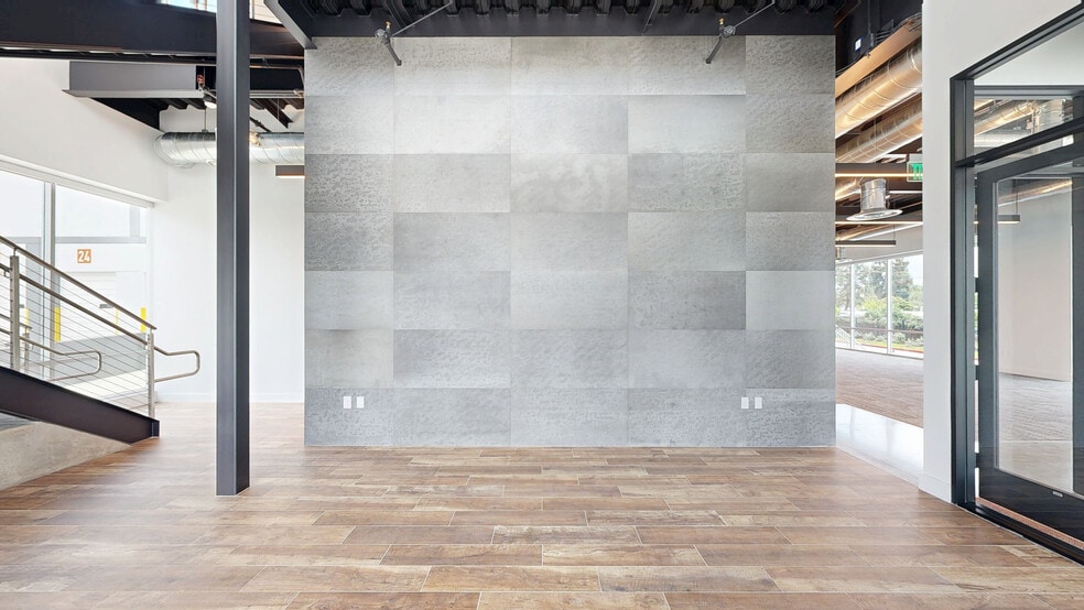 12772 San Fernando Rd, Sylmar, CA à vendre - Numérisation 3D de Matterport - Image 2 de 26