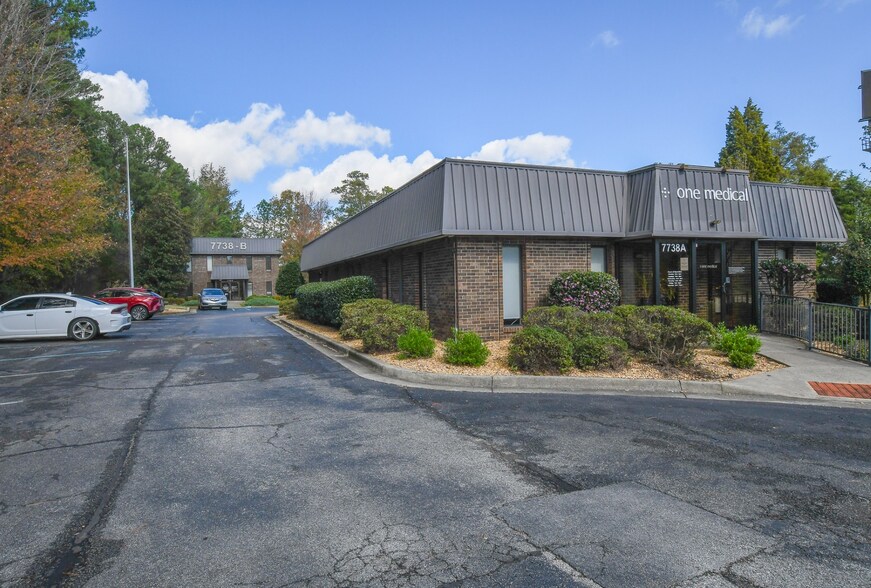 7738 Madison Blvd, Huntsville, AL à louer - Photo du bâtiment - Image 2 de 3