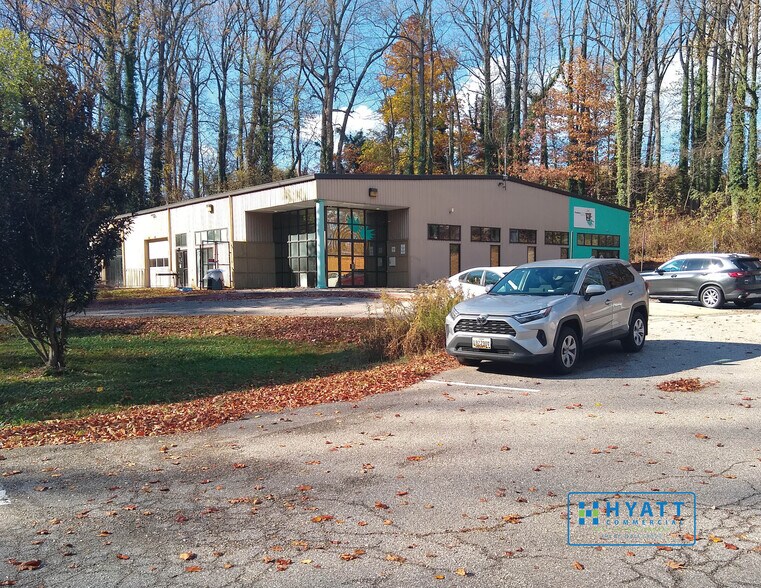 1254 Ritchie Hwy, Arnold, MD à vendre - Photo du bâtiment - Image 2 de 3