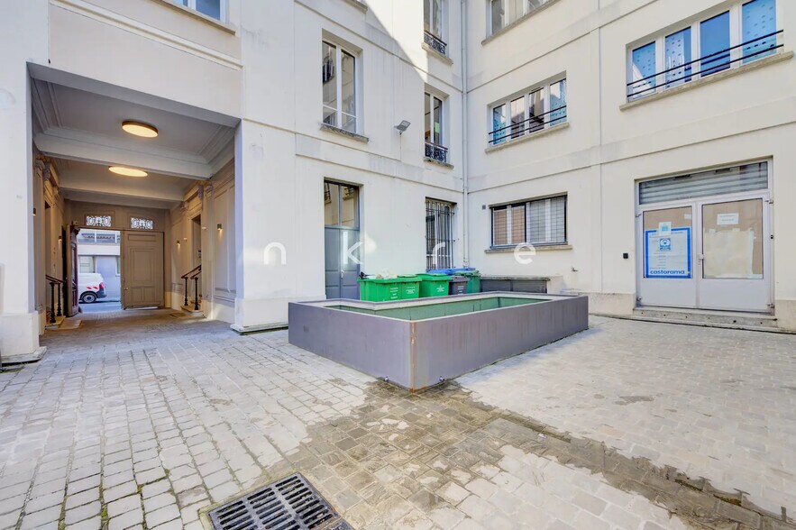 16 Rue De L'Evangile, Paris à louer - Photo du bâtiment - Image 2 de 11