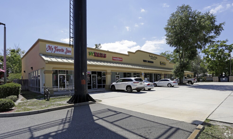 5917 Roosevelt Blvd, Jacksonville, FL for lease - Primary Photo - Image 2 of 15