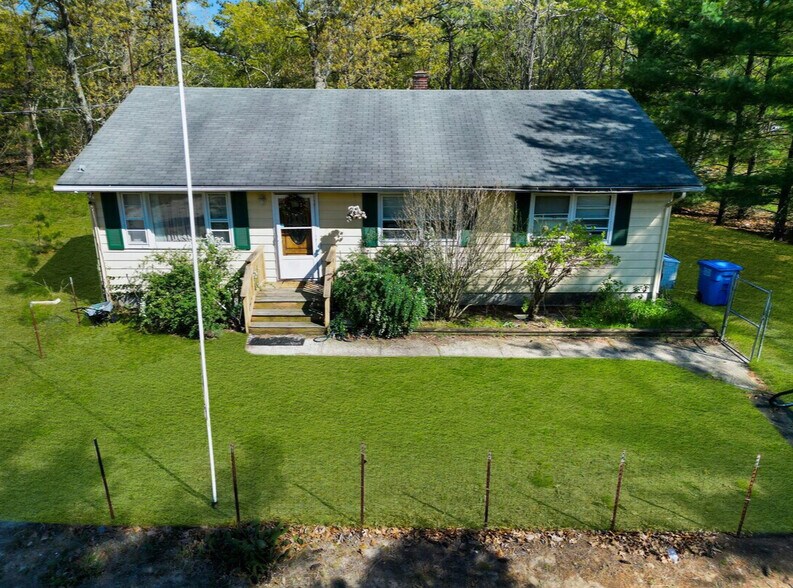635 Bennetts Mills Rd, Jackson, NJ à vendre - Photo du bâtiment - Image 3 de 17