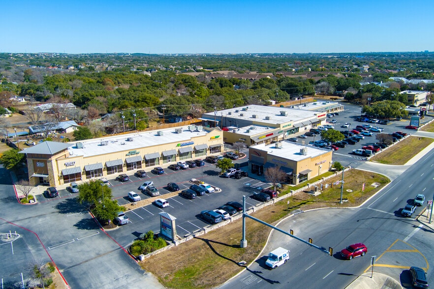 12908-12932 Bandera Rd, Helotes, TX à vendre - Photo du bâtiment - Image 3 de 49