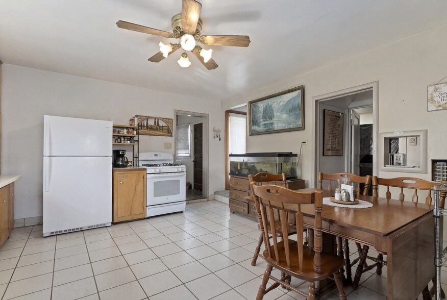 5680 S 1300 E, Murray, UT à vendre - Photo du bâtiment - Image 3 de 39