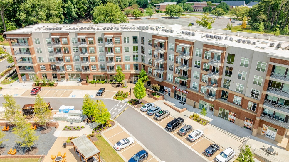 2960 Flowers Rd. S, Atlanta, GA for lease - Building Photo - Image 1 of 11