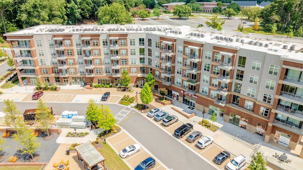 2960 Flowers Rd. S, Atlanta, GA à louer - Photo du bâtiment - Image 2 de 11