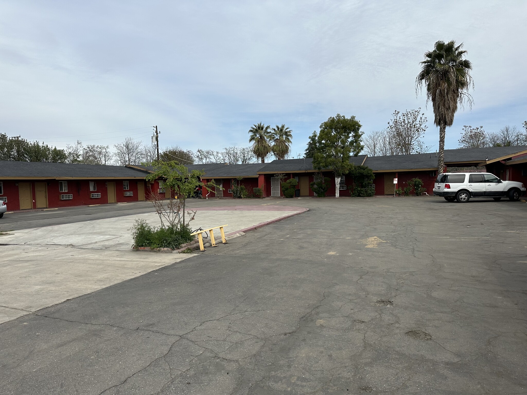 900 S Union Ave, Bakersfield, CA for sale Building Photo- Image 1 of 1