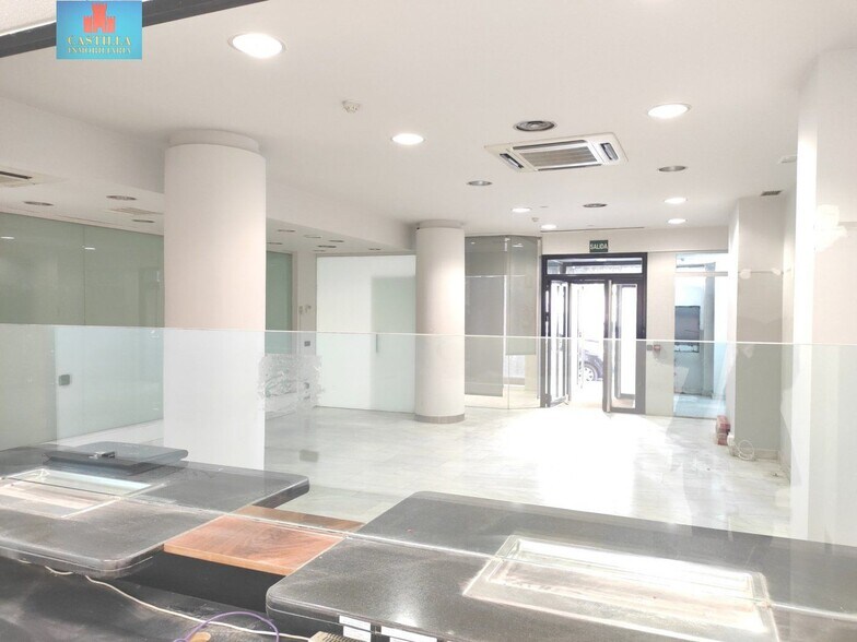 Retail in Ávila, Ávila for lease - Interior Photo - Image 2 of 6