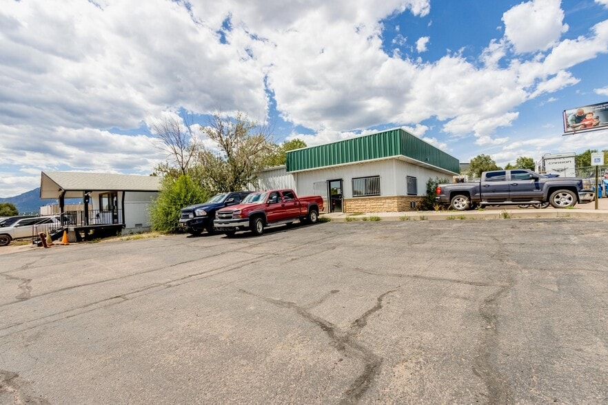 2610 Delta Dr, Colorado Springs, CO for sale - Building Photo - Image 2 of 18