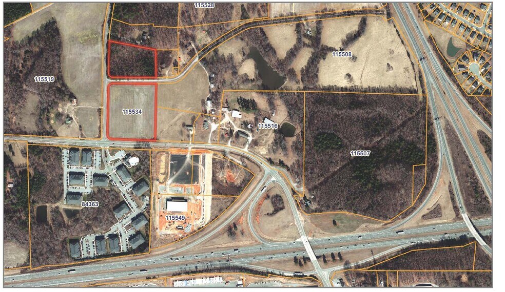 3711 McConnell Rd, Greensboro, NC à vendre - Photo du bâtiment - Image 1 de 1