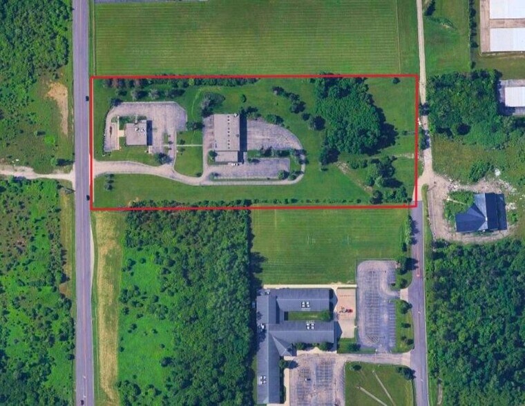 Portfolio of Two Buildings - Office/Flex portefeuille de 2 propriétés à vendre sur LoopNet.ca - Photo du bâtiment - Image 2 de 15