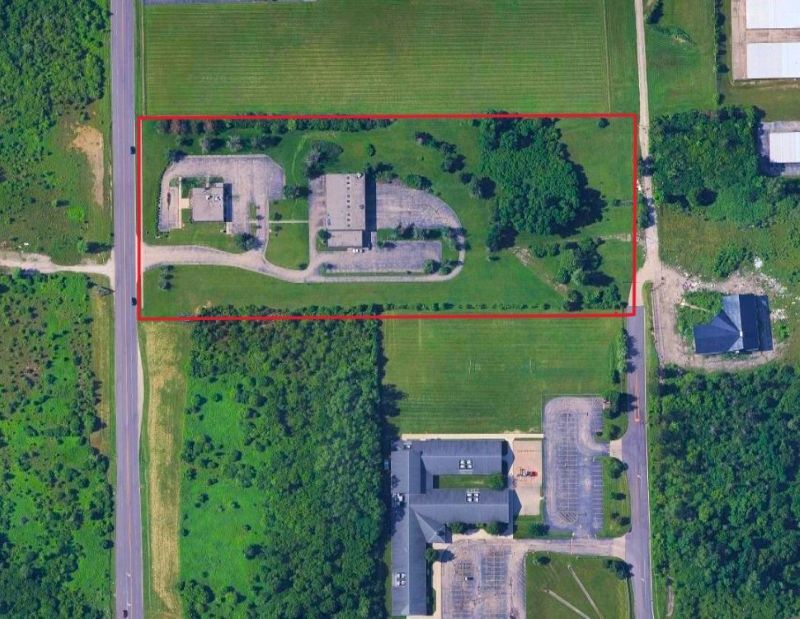 Portfolio of Two Buildings - Office/Flex portefeuille de 2 propriétés à vendre sur LoopNet.ca Photo principale- Image 1 de 17