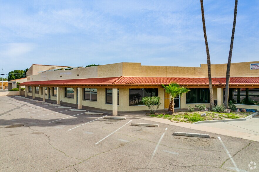 903-933 E Main St, Mesa, AZ à louer - Photo du bâtiment - Image 3 de 25